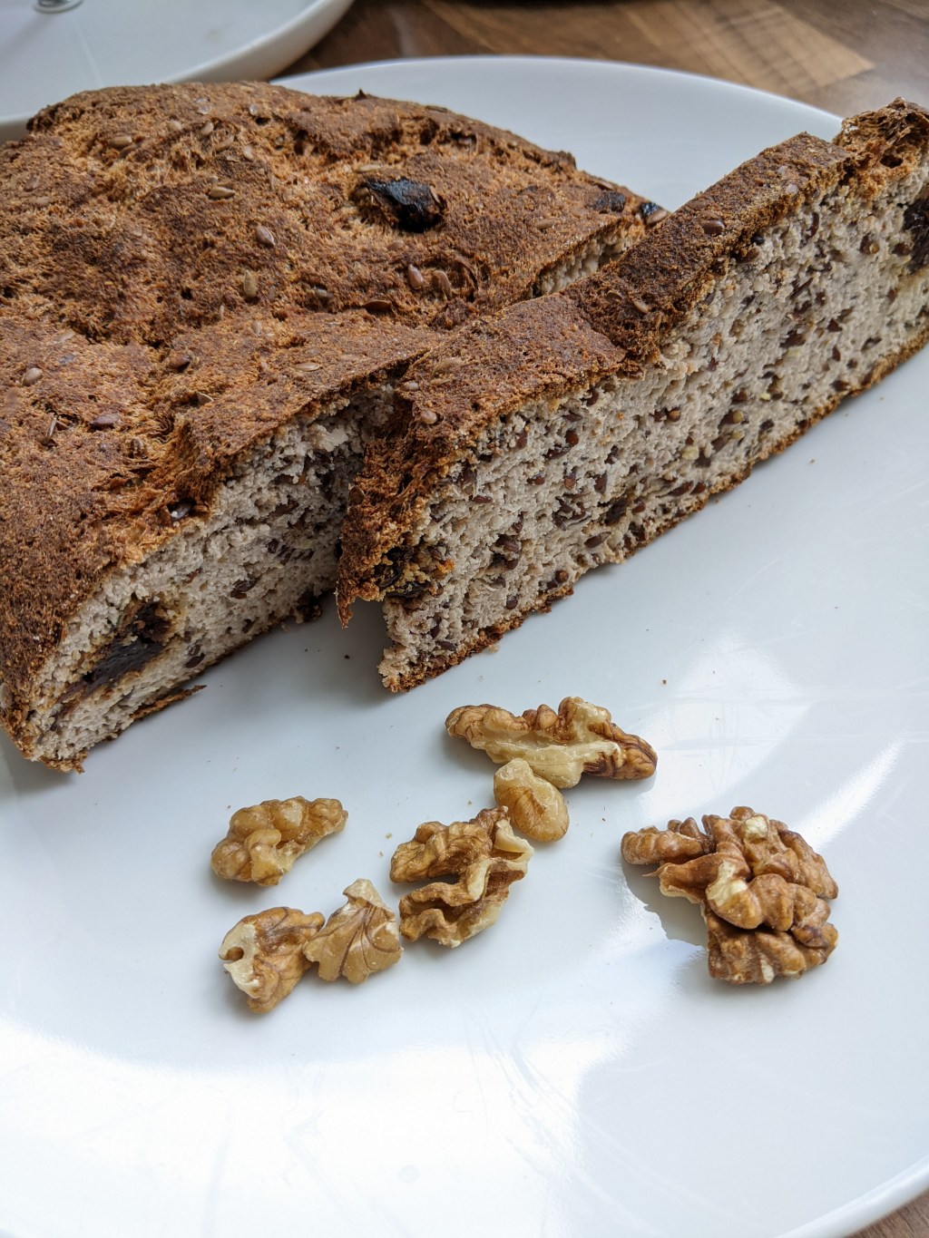 A Tasty Carb-Free and Gluten-Free Bread Recipe That Improves&nbsp;Digestion